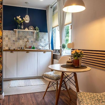 Apartament Przy Parku Nałęczów エクステリア 写真