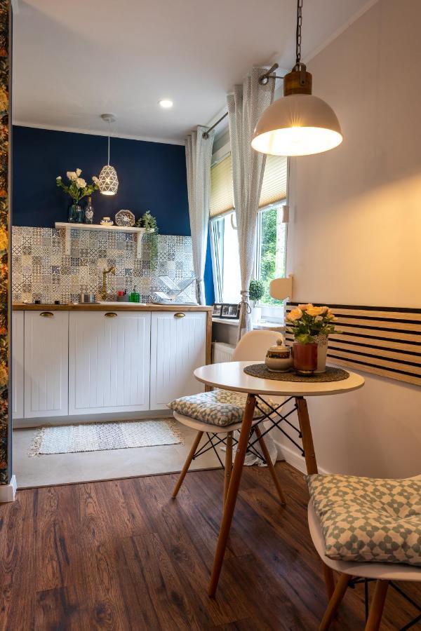 Apartament Przy Parku Nałęczów エクステリア 写真