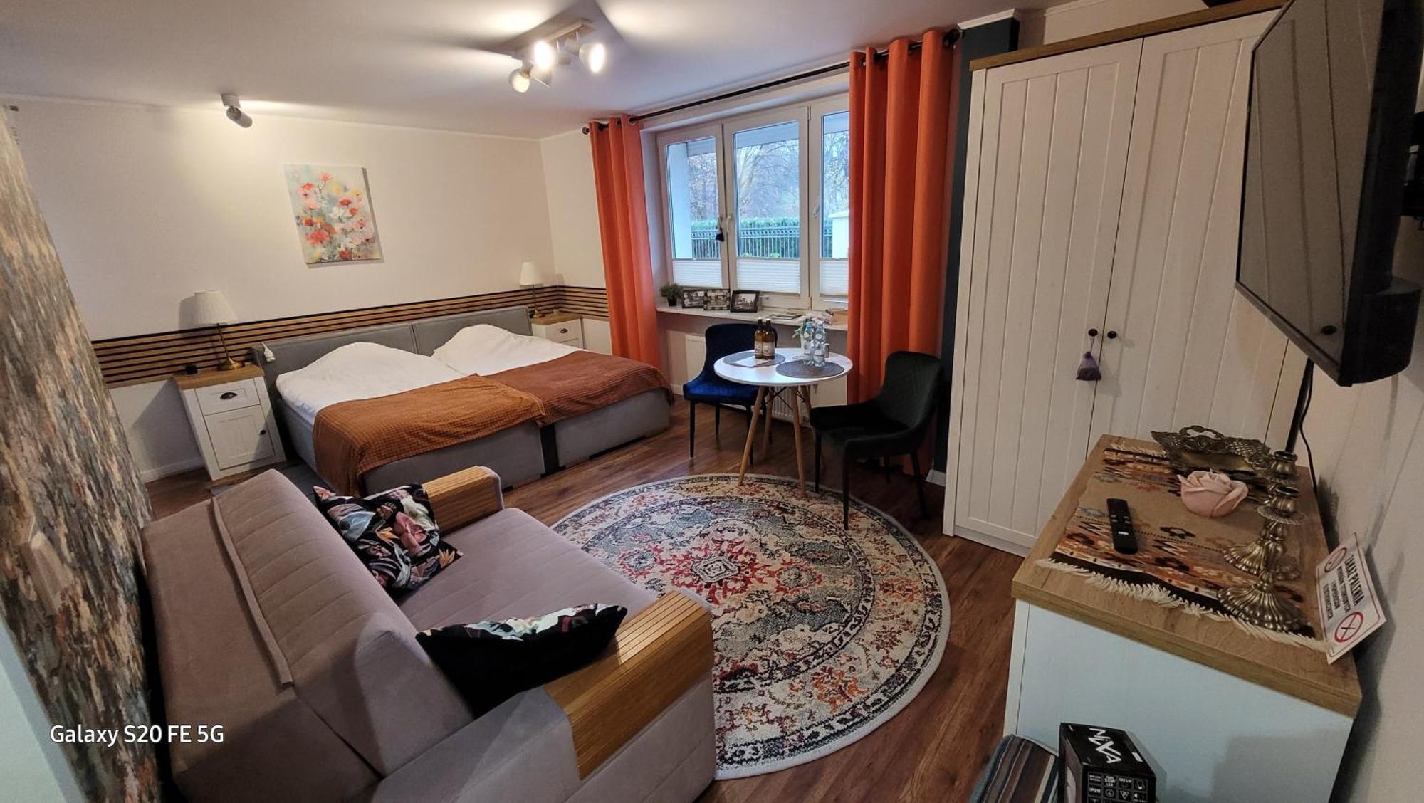 Apartament Przy Parku Nałęczów エクステリア 写真