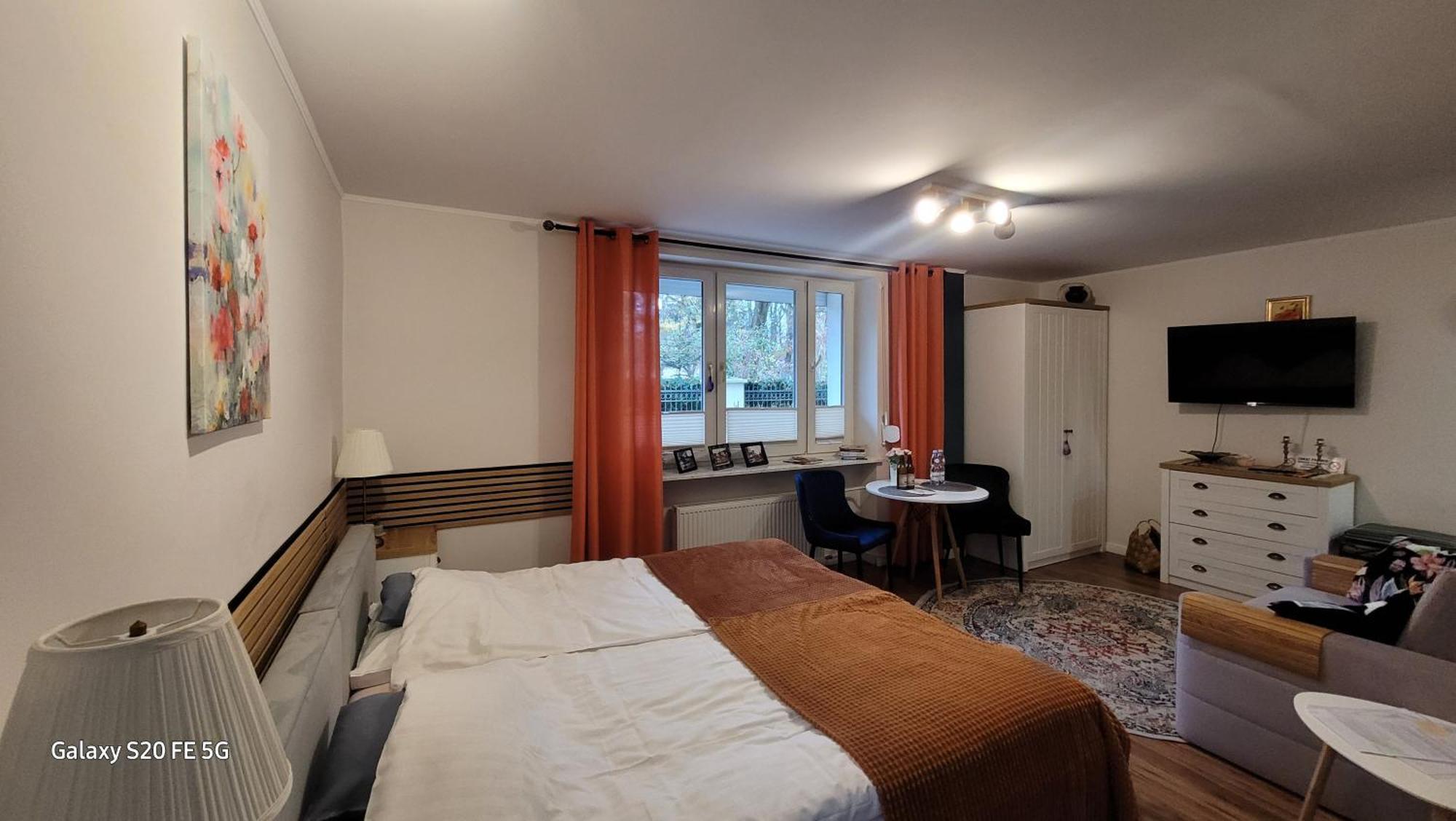 Apartament Przy Parku Nałęczów エクステリア 写真